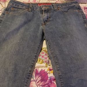 Like new women's Levi's jeans